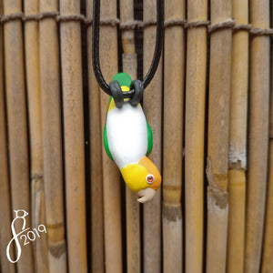 Hanging Caique Pendant