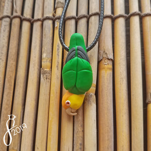 Hanging Caique Pendant