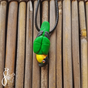 Hanging Caique Pendant